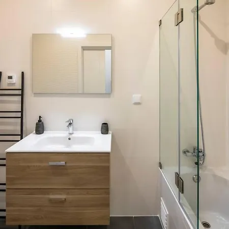 アパート Confort 404