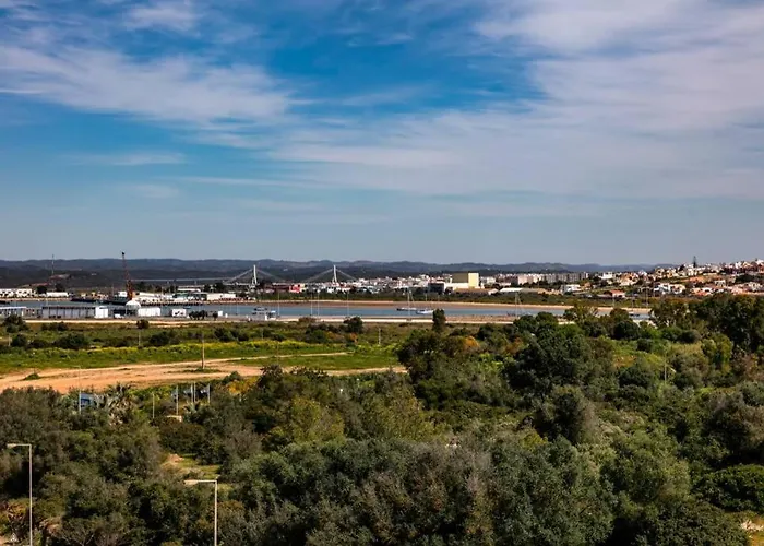 Confort 404 * פורטימאו