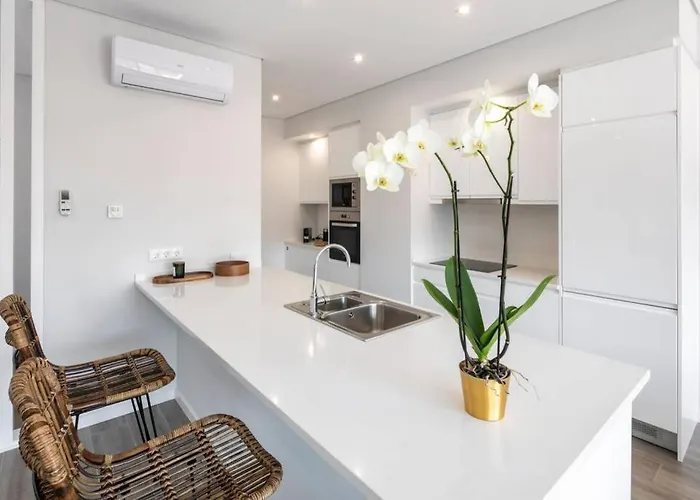 Confort 404 * פורטימאו