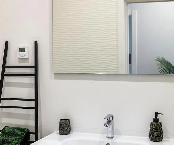 Confort 404 פורטימאו