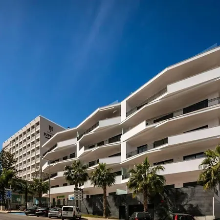 Appartement Confort 404 *